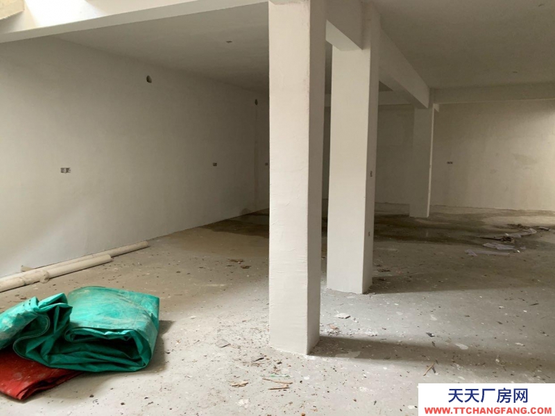 (出租) 地鋪黃墅清水塘小區地下室，東方世貿附近的倉庫。