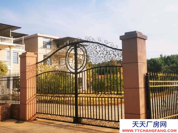 永州市冷水灘區倉庫出租 上嶺橋港子口村別墅庭院