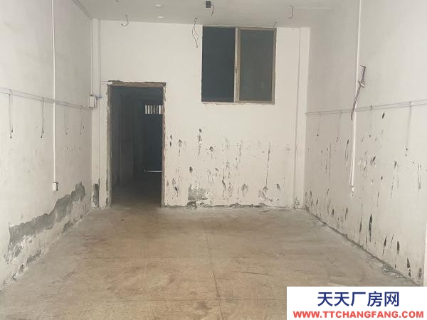 永州市冷水灘區(qū)倉(cāng)庫(kù)出租  倉(cāng)庫(kù)空間很大，可以放很多貨物