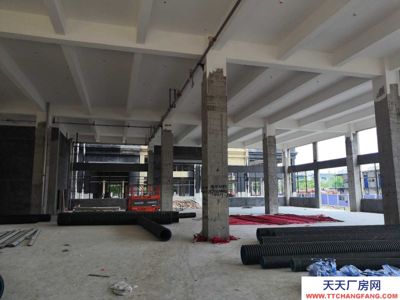 (出售) 一層廠房單獨出售，層高8.5米，面積1622平，交通方便