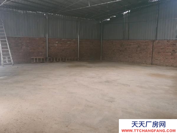 永州市祁陽區廠房出租 四周紅磚砌圍墻，高5米，電動卷扎門，