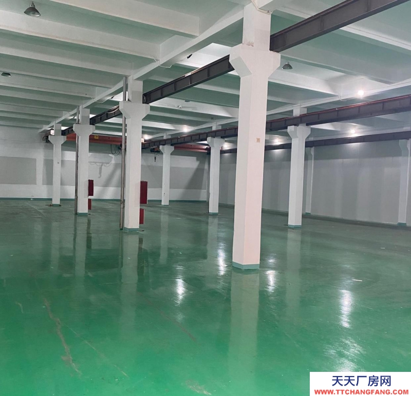 紹興市越城(出租) 臨近富盛高速路口一樓倉庫出租,層高6米(公司自有非中介)