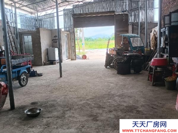 永州市寧遠物資倉庫 有倉庫廠房套房出租，總共四百多個平方，可分租