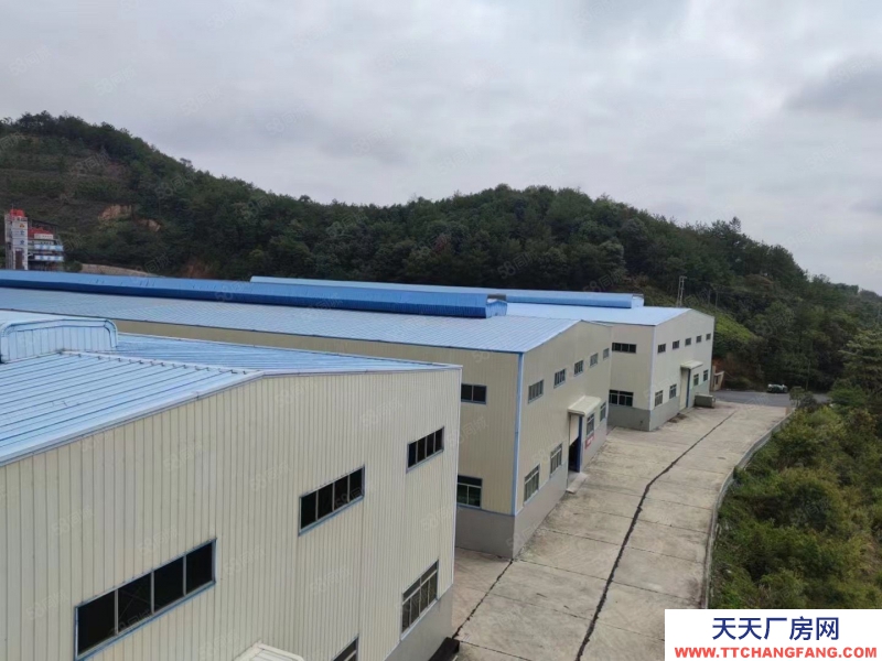 (出租) 梅州梅縣新縣城南口高鐵附近標(biāo)準(zhǔn)廠房出租，拖頭車(chē)可進(jìn)適合機(jī)械加工