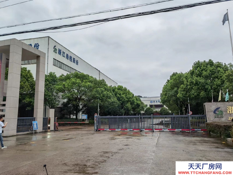 紹興市上虞區(出租) 上虞新出單一層鋼構8000平獨門獨院空地超大現成行車可分租適合大型加工,鋼結構物流各類行業