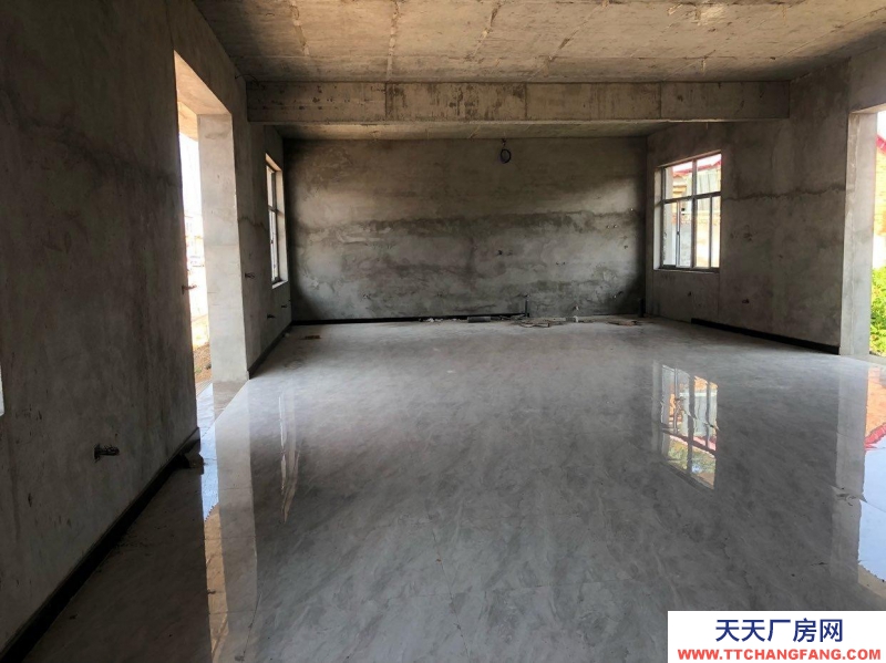 邢臺 平鄉蔬菜制品廠房出租) 位于前油召村，交通便利，水電網齊全。價格面談。