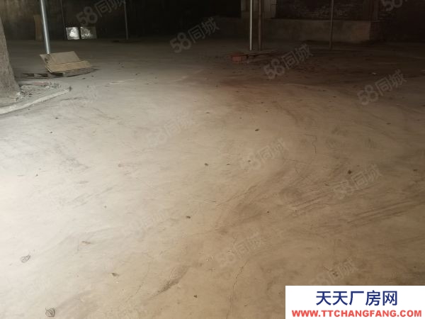 婁底市婁星餅干廠房 清潭學校附近1800平米的獨門獨院倉庫出租