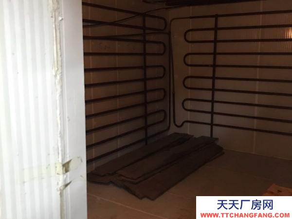 婁底市婁星物資倉庫 冷凍庫房出租，可整租可只租部分，價格可根據租面積調整