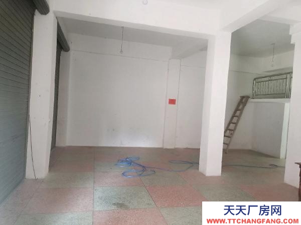 婁底市婁星物資倉庫 婁底市春暉學校旁，梅子灣移民區，交通便利，可做倉庫，。