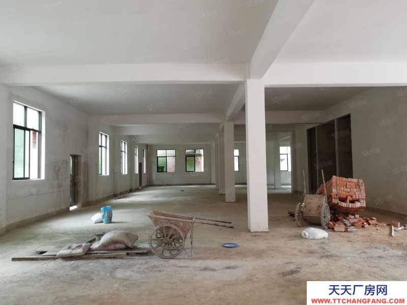 (出租) 梅州梅縣框架結構！樓房三樓廠房1100平，可進拖頭歡迎搶租！適合輕加工行業