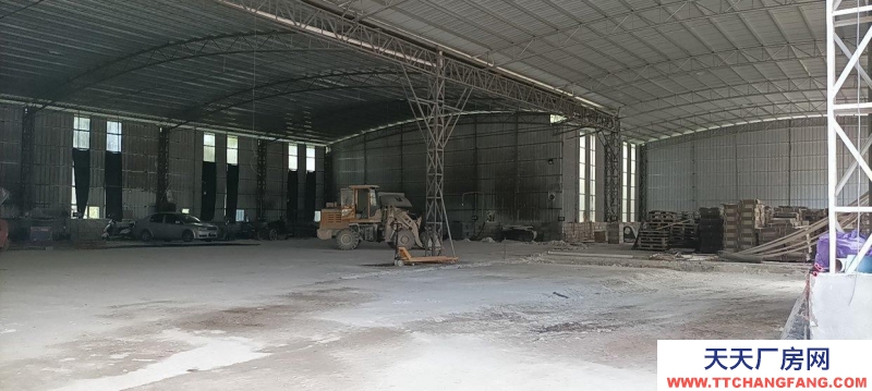 (出租) 梅州興寧交通方便，可通大型車輛出入，配套設(shè)施齊全。可做機械加工