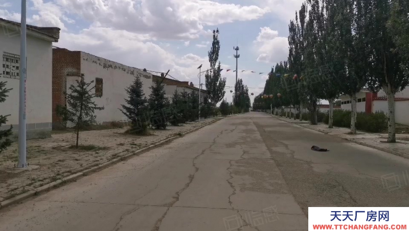 (出租) 賽罕區電廠南旭泥板村3000平米大院出租