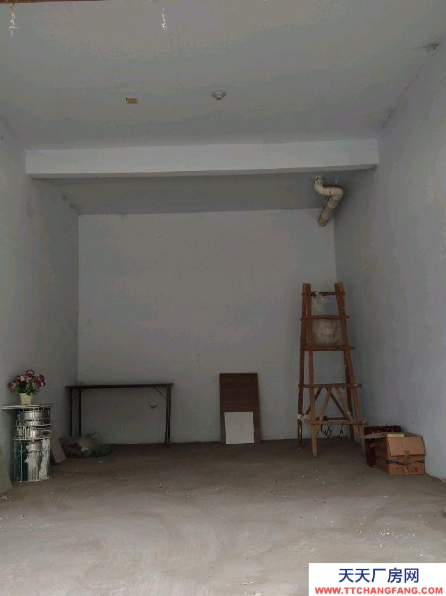 邢臺 沙河 (出租) 綠洲新城小區大型車庫，可停車，可做倉庫