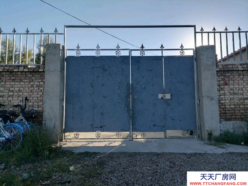 張家口 橋東 茶飲料廠房(出租) 獨院，三相電噪音梢大可接收，場地寬闊