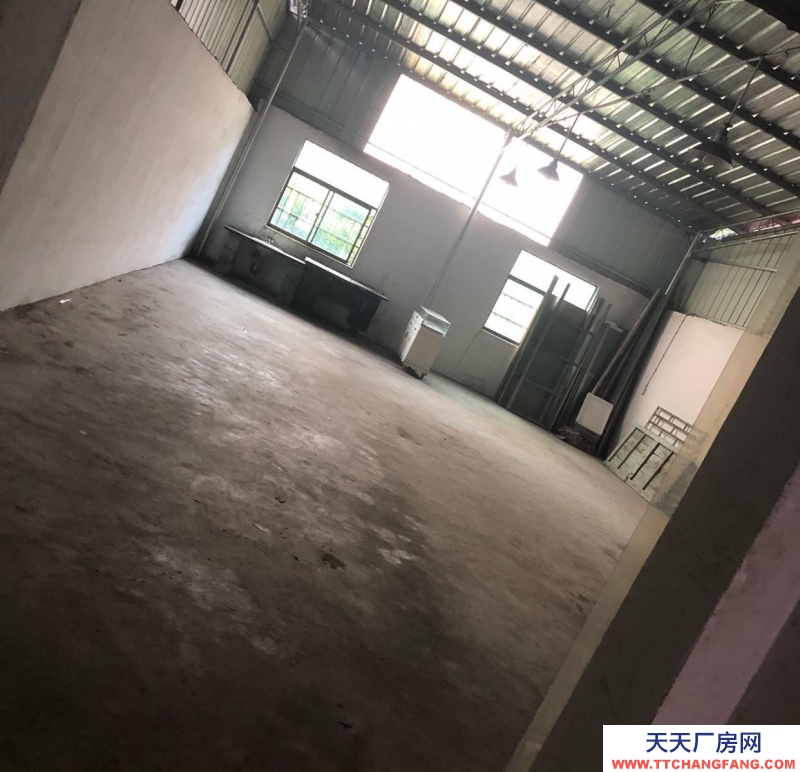 紹興市嵊州(出租) 里面面積大，可當倉庫可開店