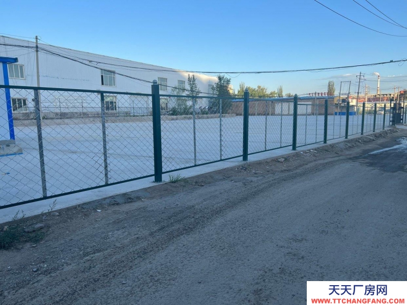 (出租) 海西路回民區法院路對面，位置好出入方便