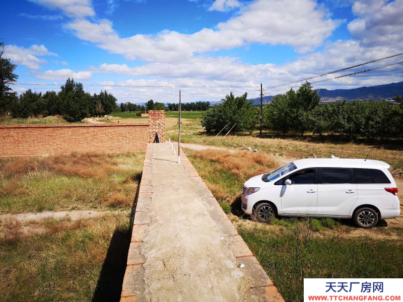 張家口 橋東小麥粉廠房(出售) 張家口機場附近7000平大院出售（橋東區榆林已建帶裝修住房）