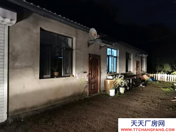 松北民房80米車庫30米 可存放物品