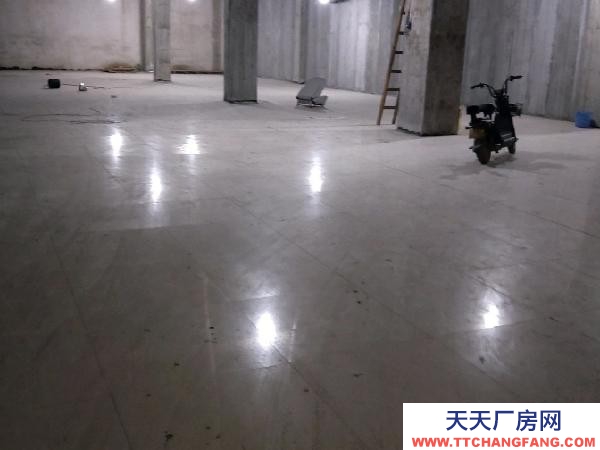 婁底市新化糕點(diǎn)廠房  交通便利 框架式層樓