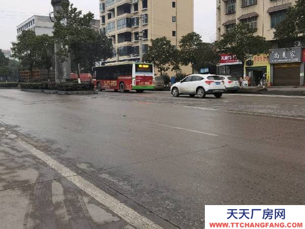 婁底市冷水江物資倉庫  交通方便，安保完善，精裝修，可做辦公室和居住