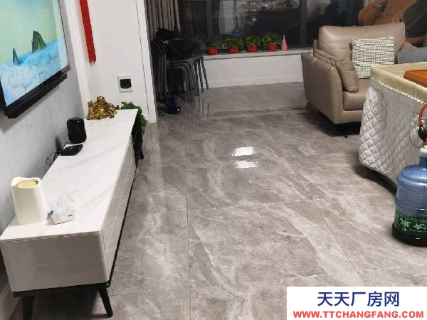 婁底市冷水江物資倉庫  交通方便，安保完善，精裝修，可做辦公室和居住