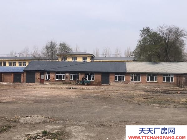 呼蘭區東府路801號庫房場地出租