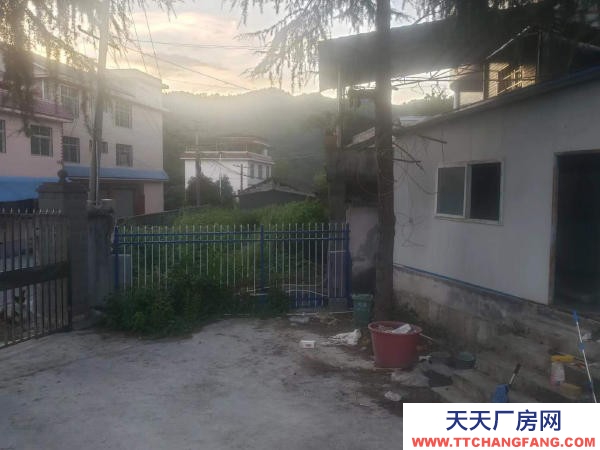 湘西市吉首機(jī)加工廠房 吉首峒河街道林木山倉庫廠房1200平方出租