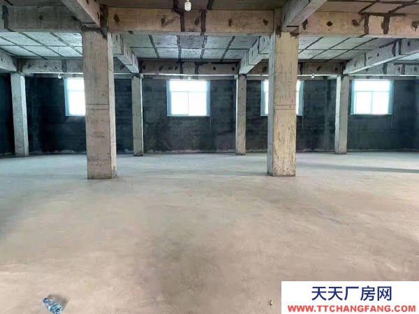 湘西市吉首調味料廠房  出租吉首城區(qū)民營小區(qū)背后 高架橋下100米