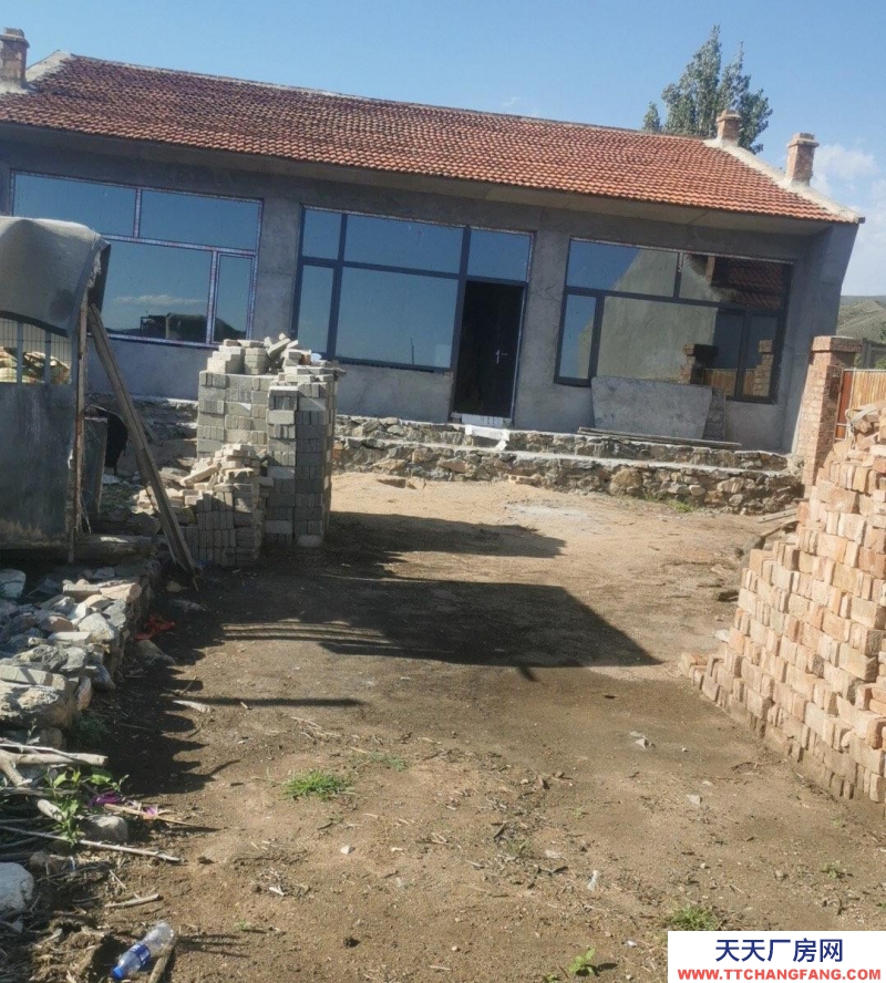 (出售)回民養(yǎng)殖場 房子是一戶一宅通過村委會公布疑后蓋的