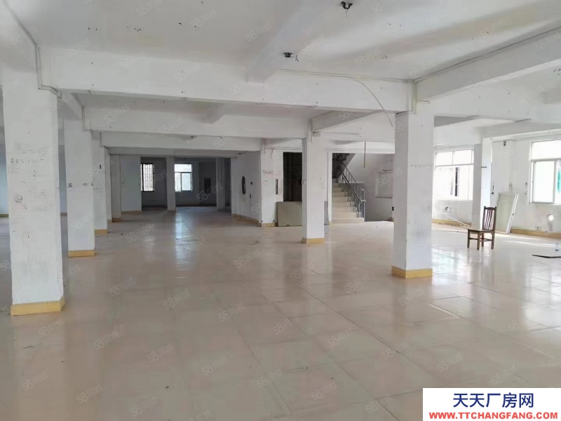 (出租) 汕尾城區西門金鵬路 電梯廠房 1500平方 可分租 貨車出入方便可小型加工