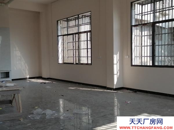 湘西市龍山肉制品廠房 有停車場,可做廠房,培訓班,網吧,倉庫等