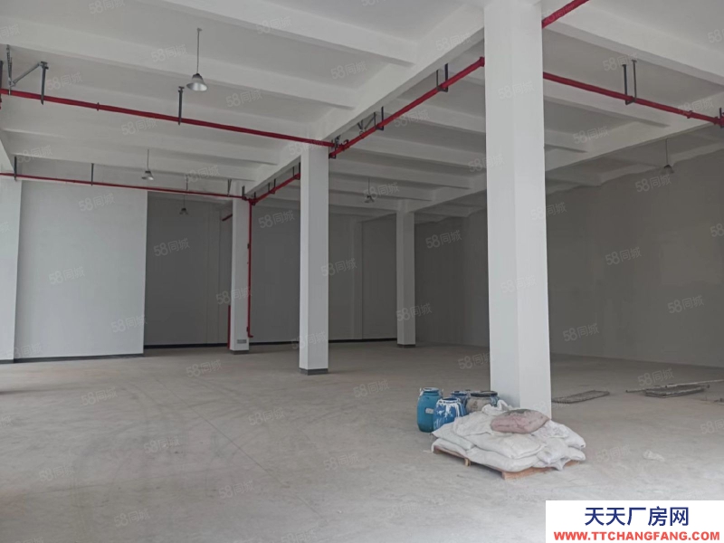 金華市金東(出售) 現房,現房三層半帶露臺,價格便宜 買了就能搬進去。余量不多機械制造