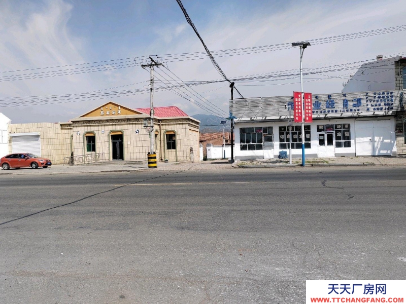 (出租) 土默特左旗本院子位于土默特左旗畢克齊鎮(zhèn)110國道邊。