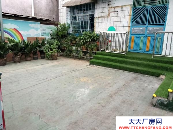 張家界市永定物資倉庫 國光中學對面二層私房出租，可做辦公、輔導班、倉庫等，有院子