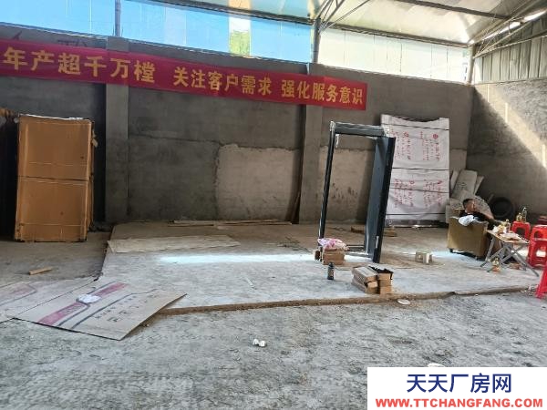 張家界市永定物資倉庫 位于白楊坡汪華玻璃廠處，大面積庫房出租