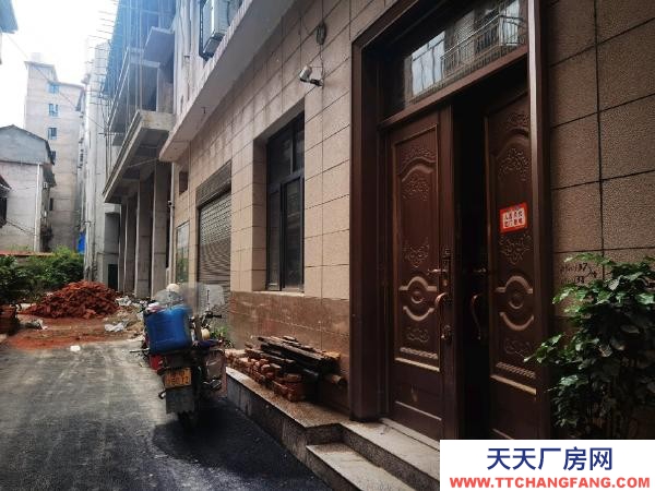 張家界市慈利物資倉庫，層高4.5米