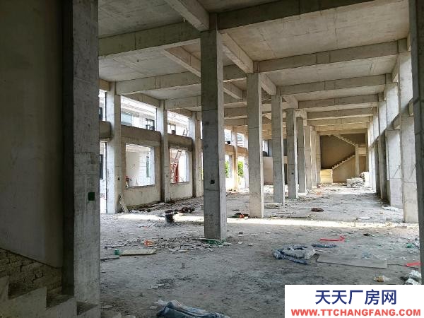 張家界市慈利物資倉庫 新建無轉讓費，緊鄰工業園區，水電交通方便，可進大車。