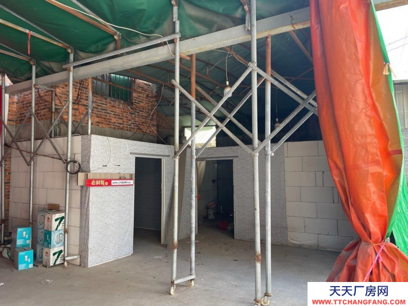 金華市武義(出租) 本倉庫沿路邊，可經營小本生意，采光位置極好，生活交通便利。