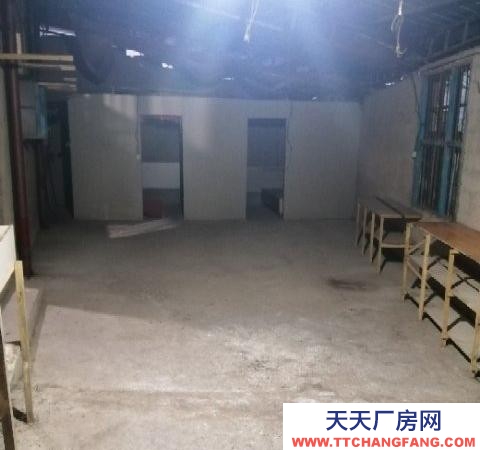 張家界市桑植物資倉庫 倉庫出租 交通便利適合做廠房 倉庫