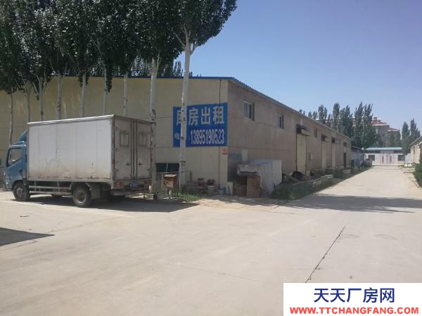 銀川市金鳳物資倉庫 道路平攤，通電，通水，有武警站崗保護安全，24小時有人看管