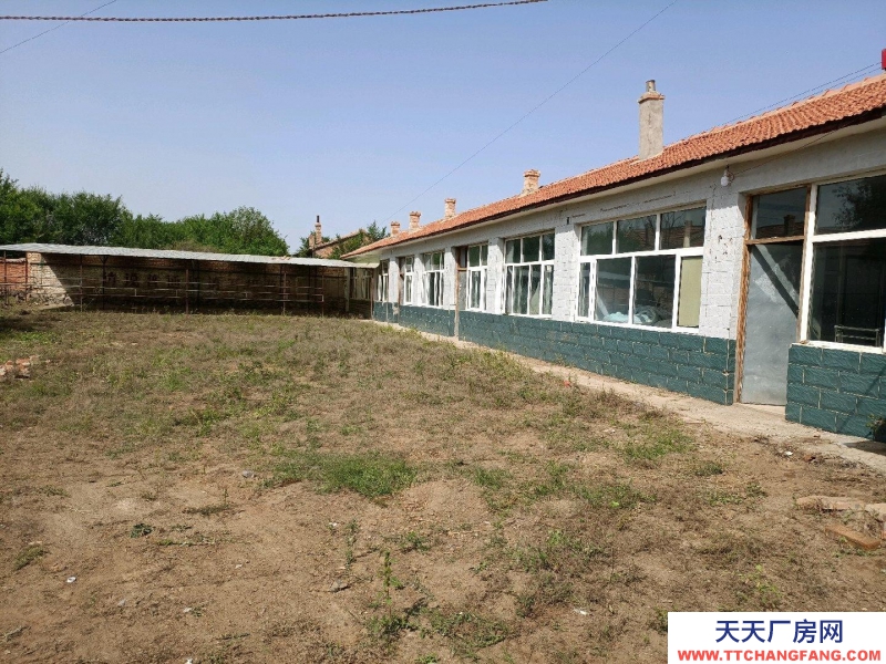 張家口 張北縣  (出租) 正房9間大院600平米