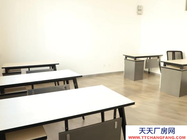 銀川市興慶機加工廠房  出租辦公室 寫字樓拎包入住設施齊全可整租分組