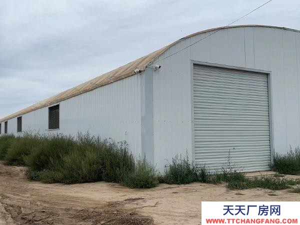 銀川市興慶機(jī)加工廠房 水電齊全 交通方便 高度 寬度16m 長度90m