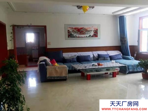 銀川市興慶機(jī)加工廠房 住宅加地加倉庫加院子1400平米出手