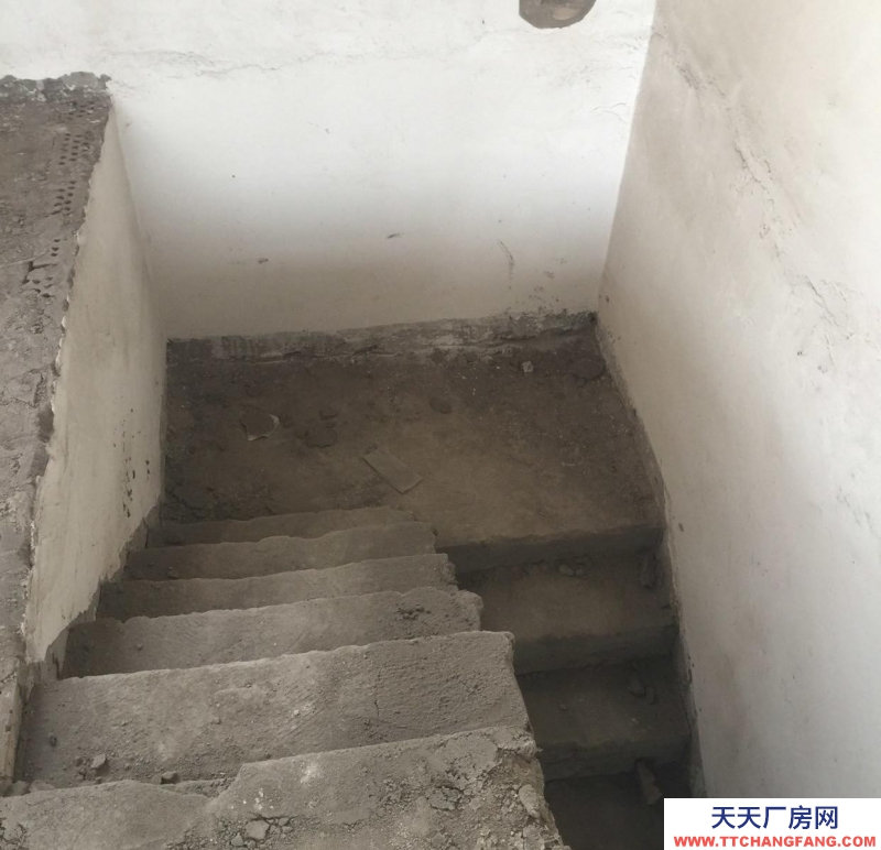 (出售) 出售昆區和平村獨門獨院小二樓 96、125平米左右只剩兩套