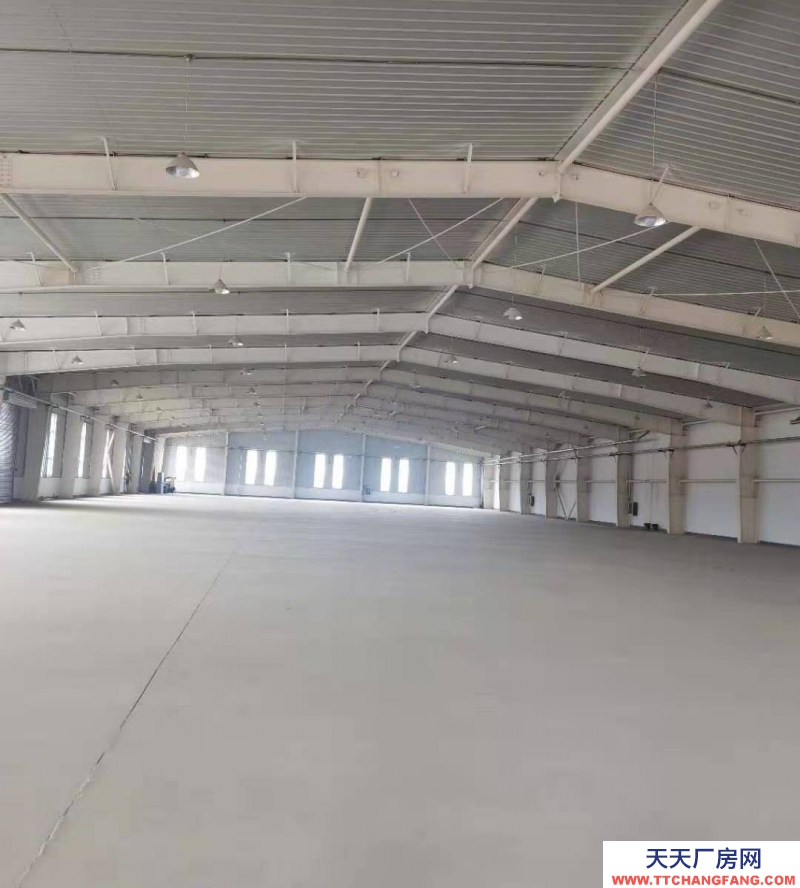 張家口 萬全 (出租) 獨門獨院，高臺庫，可拆分出租，三層辦公樓，帶家具，可拆分租