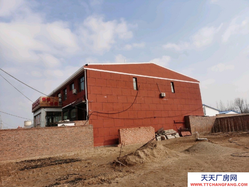 張家口 懷來 (出租) 南水泉中學路南，公路旁，可做倉庫，廠房。租金面議。