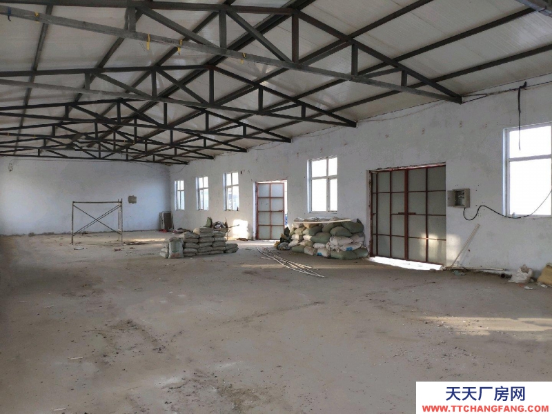 張家口 涿鹿 (出租) 庫房、糕點廠房、車庫出租，水電齊全，張家口涿鹿縣工業園區