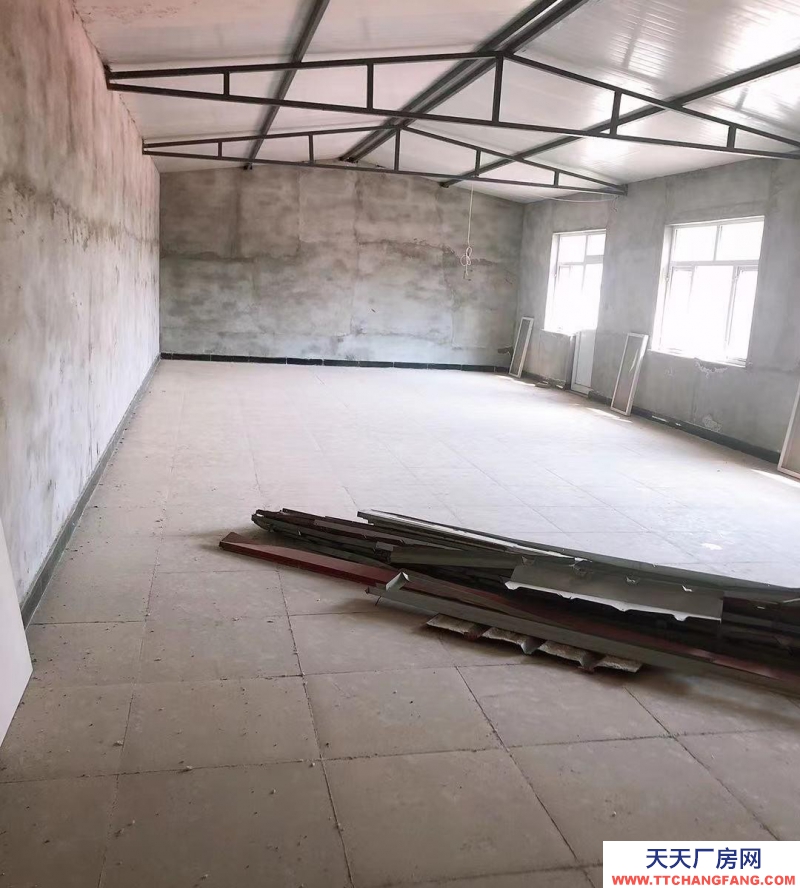 張家口 崇禮(出售) 房產證面積是191平米，土地證是270平米，