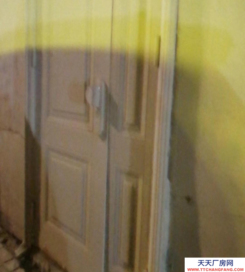 (出租)包頭 就能當庫房使用，不能放怕凍的東西